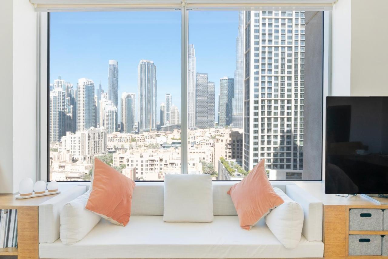 Chic 2Br Apartment, Prime Location Near Dubai Mall - Allsopp&Allsopp Экстерьер фото